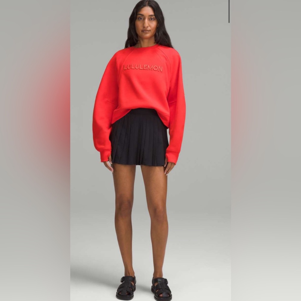 Lululemon Scuba Oversized Pullover *Wordmark
Hot Heat (First Release)